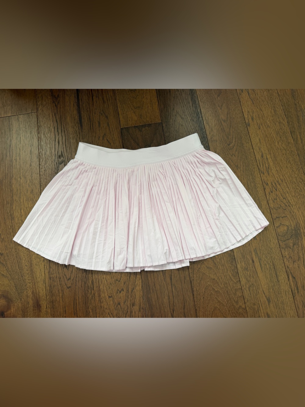 Lululemon pleated pink skirt